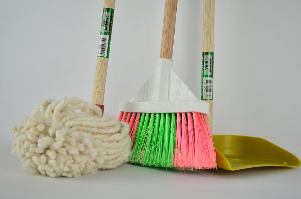 Mop broom dustpan | Larry Lint Flooring